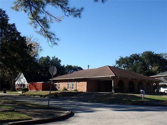 2nd image of 5841 Abbey Dr