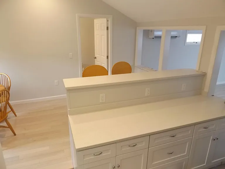 42 Maple St — Photo 16