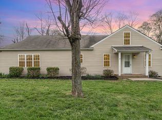 129 Coles Ferry Rd, Gallatin, TN 37066