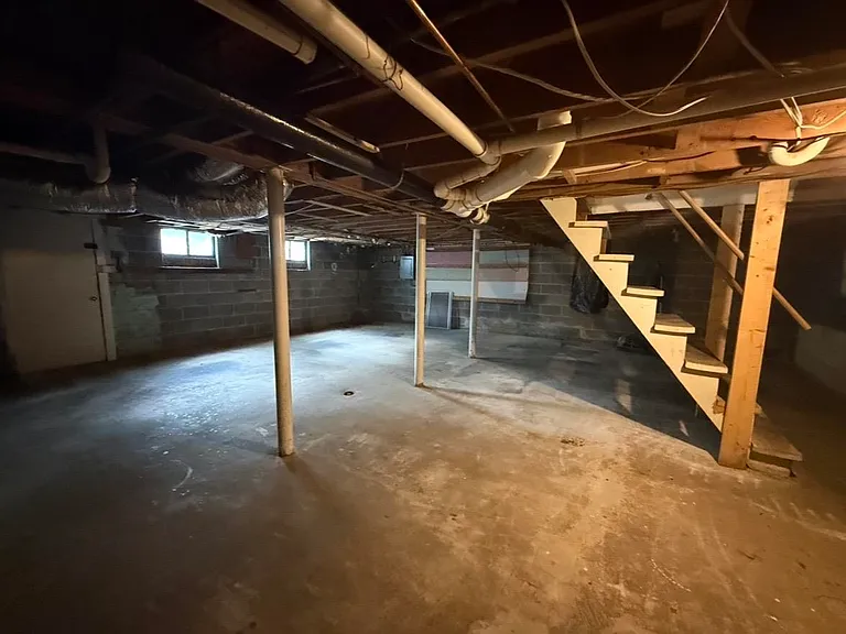 1102 Progress St NW — Photo 37