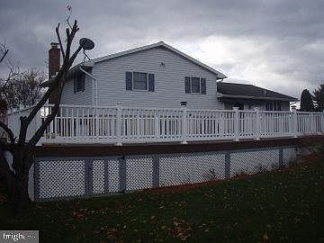 3rd image of 1137 Garden Ave