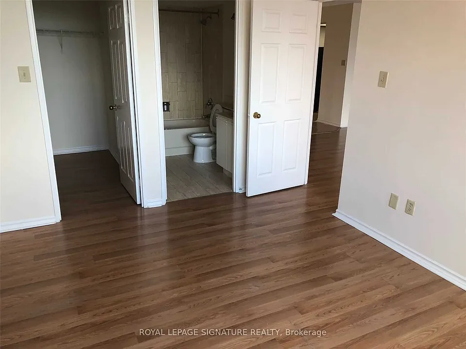 265 Enfield Pl #1206