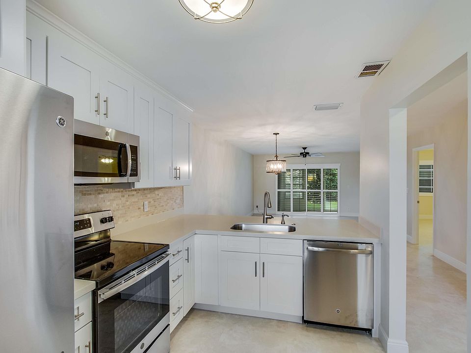 1st image of 126 Lake Olive Dr