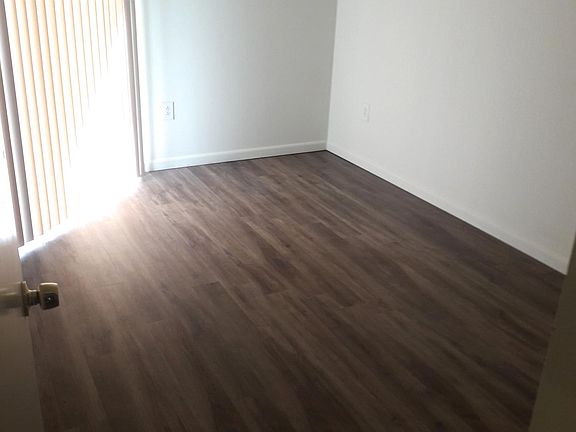 3rd image of 4799 Via Palm Lk Unit 1608