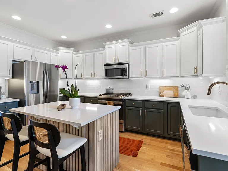 617 Cheltenham Ave — Photo 6