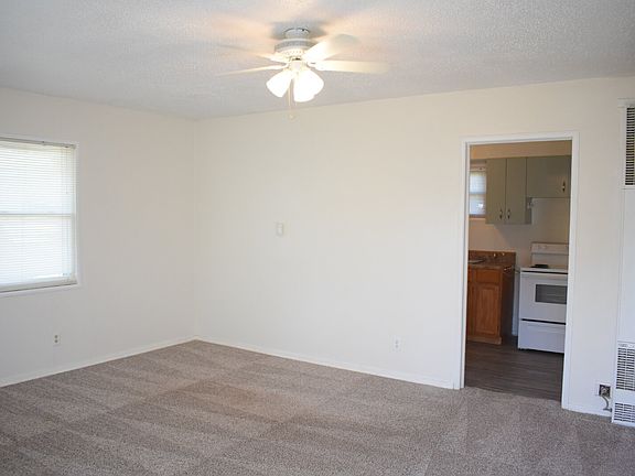 2nd image of 3718 31st St