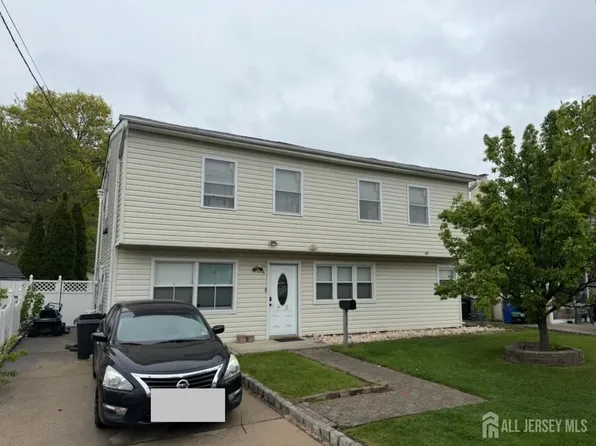62 Leber Ave #1, Carteret, NJ 07008