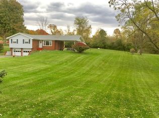 3770 Bosart Rd, Springfield, OH 45503