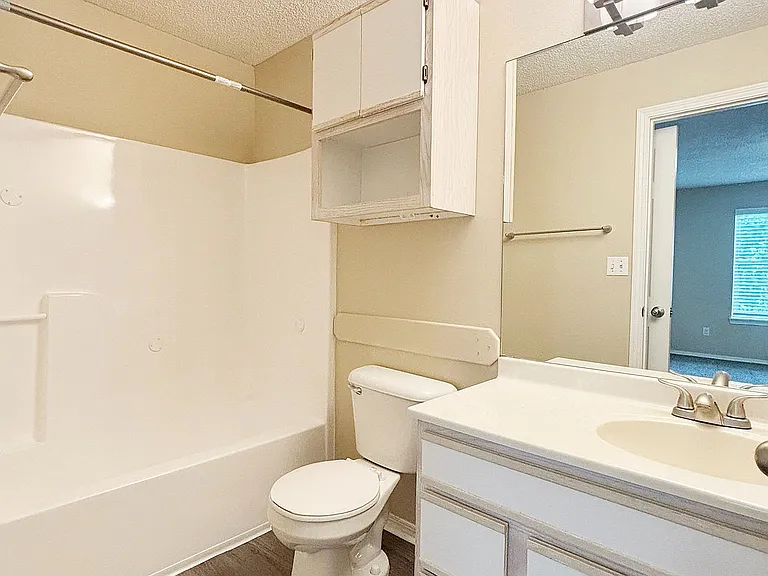 Heritage - Master Bathroom
