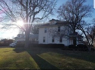 126 Barr Pl, Jerseyville, IL 62052