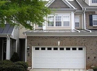 211 Towne Ridge Ln, Chapel Hill, NC 27516