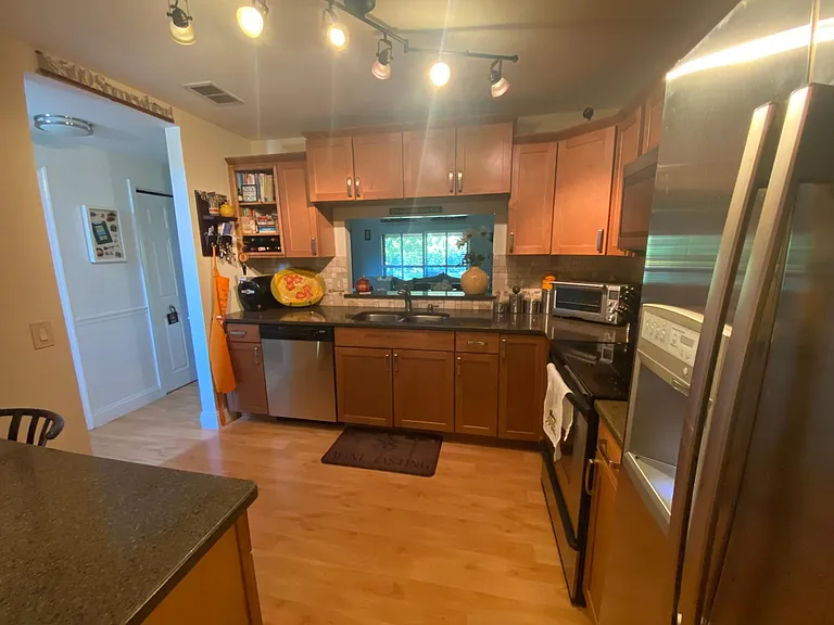 9035 Vineyard Lake Dr — Photo 5