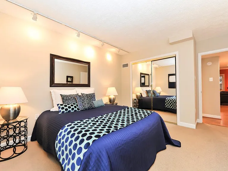1617 Corcoran St NW — Photo 12