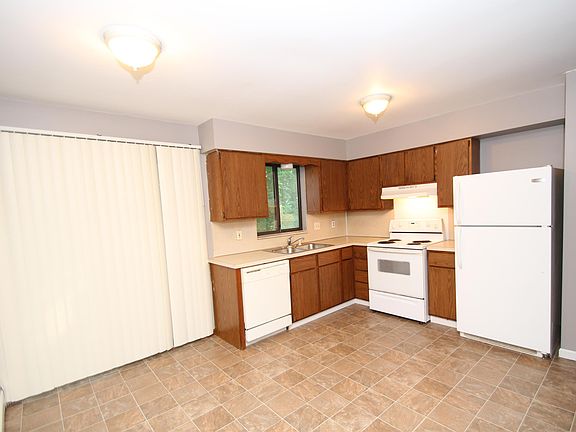 5th image of 1355 Vineland Ct SE