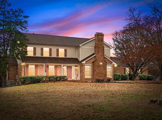 592 Fairway Wingate, Clarksville, TN 37043