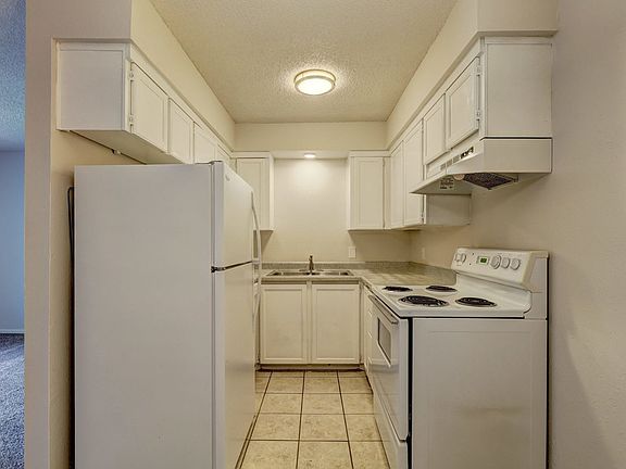 4th image of 515 Alameda St #13