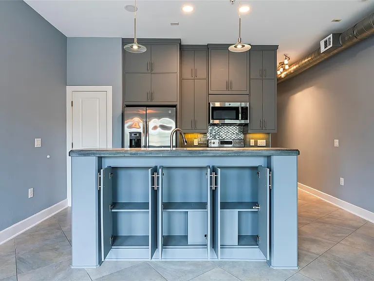 1011 Studemont St #101 — Photo 9