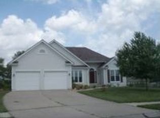 1936 Meadowlane, Kearney, MO 64060