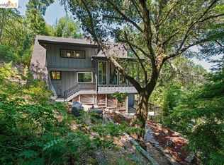 26 Fern Way, Orinda, CA 94563