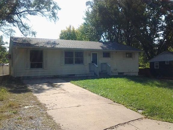 3rd image of 9133 E 43rd St