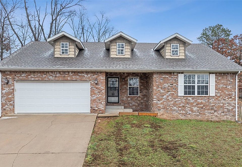 1st image of 13 Blythe Cir