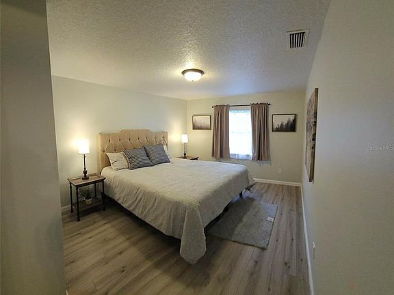5th image of 819 WALNUT PLACE