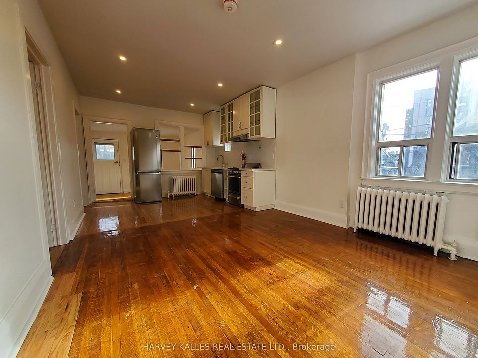 1st image of 15 Alberta Ave #2