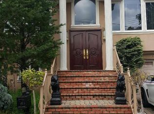 410 Hamilton Ave, Hewlett, NY 11557