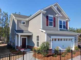 304 Beachgrass Ln, Summerville, SC 29486