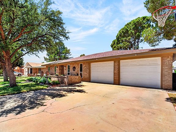 2nd image of 1509 Manor Ct