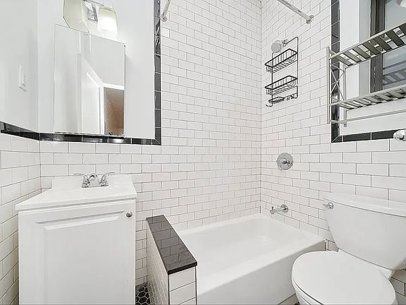 4th image of 356 State St APT 1D