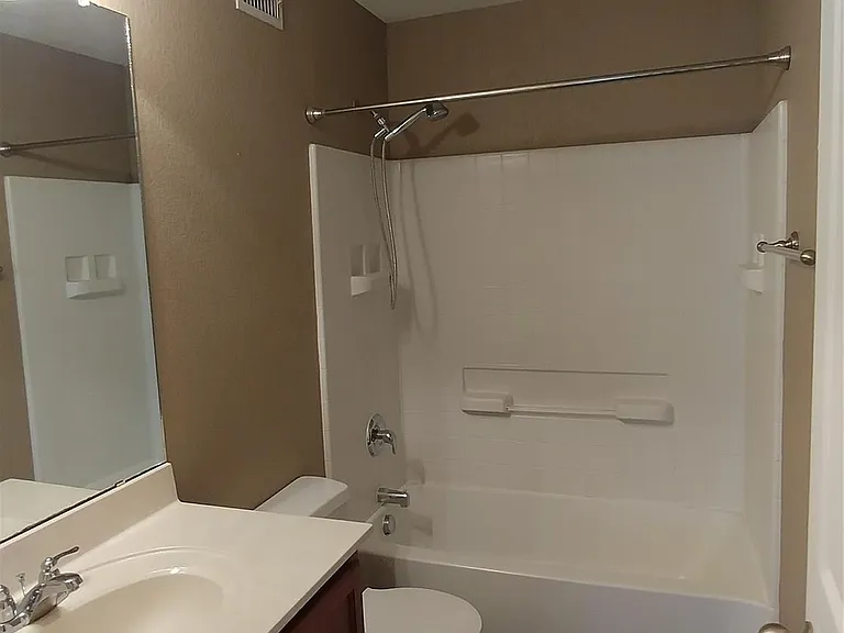 112 Rush Hvn #A/B — Photo 13