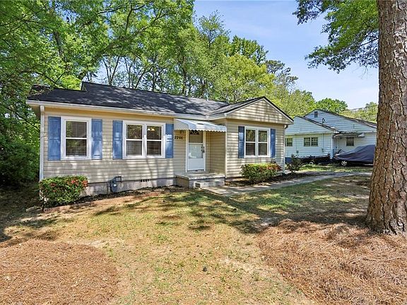 2nd image of 2266 N Shallowford Rd