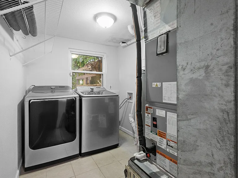 4638 Vallejo Dr — Photo 15