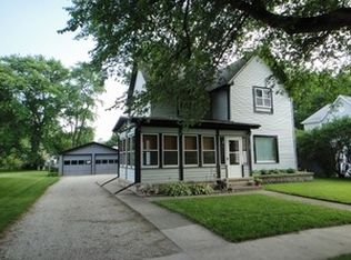 109 E Washington Ave, Watseka, IL 60970
