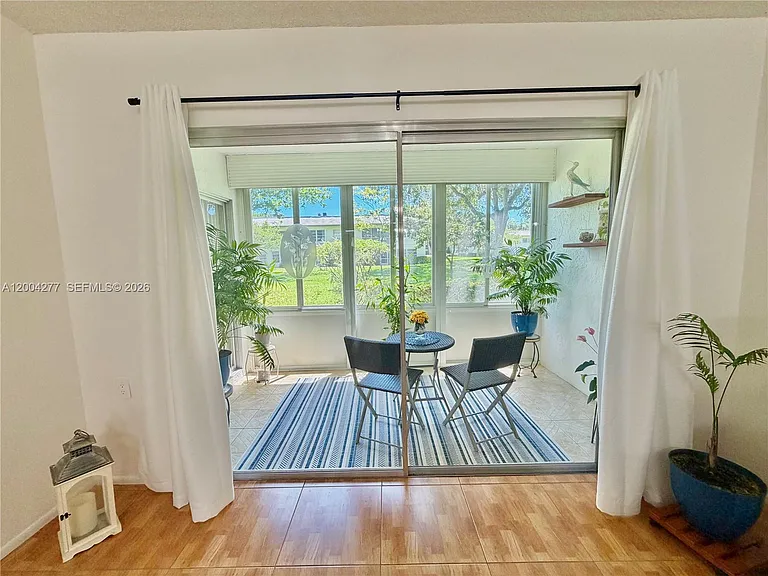 1203 Bahama Bnd #G1 — Photo 12