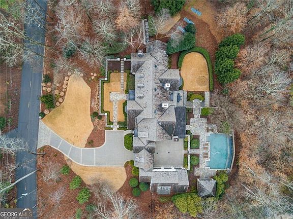 5th image of 3474 Nancy Creek Rd NW