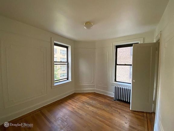 4th image of 951 1st Ave #3C