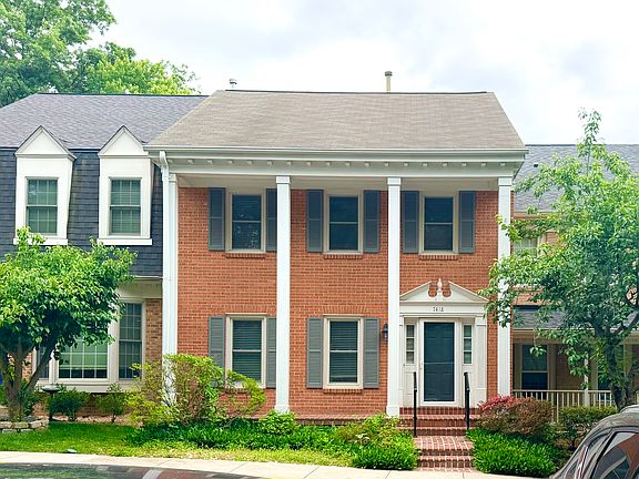 2nd image of 7418 Crestberry Ln
