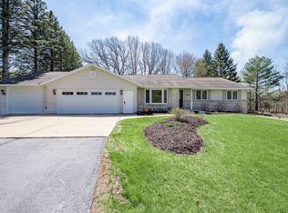 3269 W Point Rd, Green Bay, WI 54313