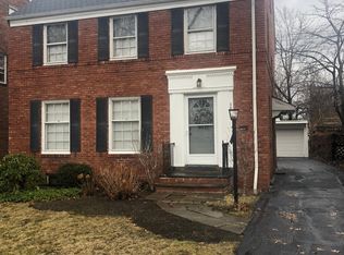 3539 Woodridge Rd, Cleveland Heights, OH 44121