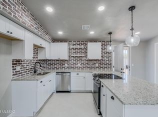 4326 E Calle Aurora, Tucson, AZ 85711