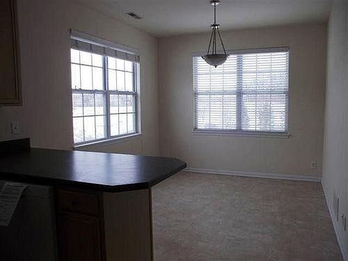 5th image of 1727 White Oak Trl
