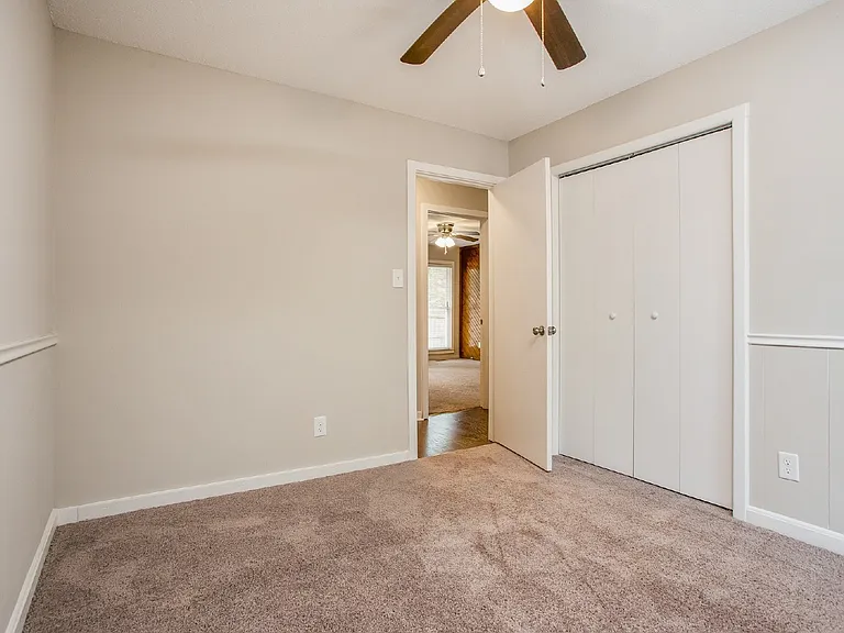 4616 Pine Needle Ct — Photo 13