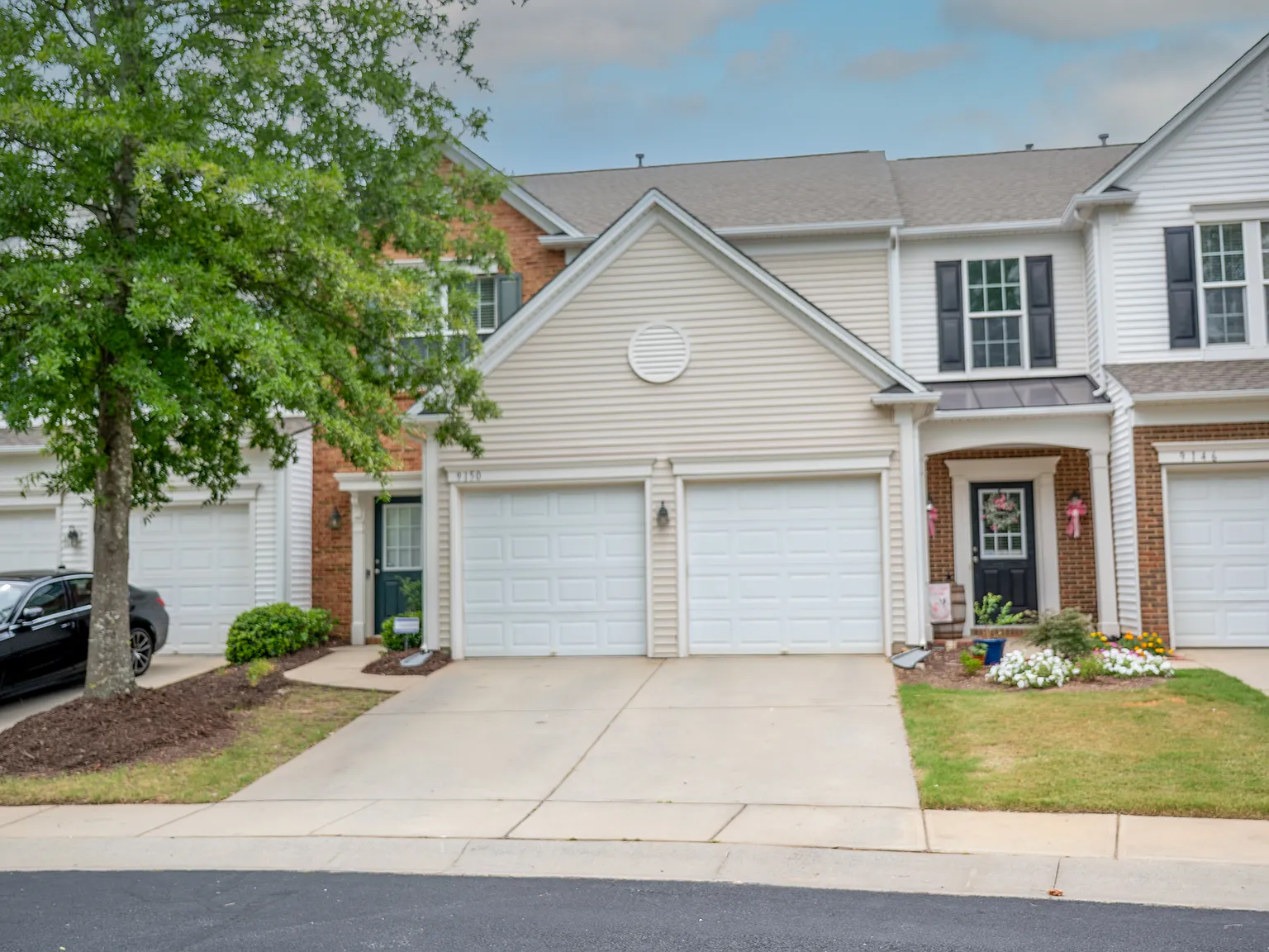 3 bed, 1796 sqft, $2,350 — Photo 2
