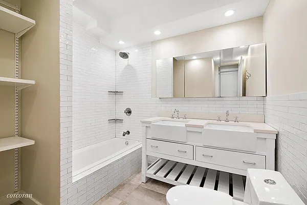 Sold by Corcoran | media 47