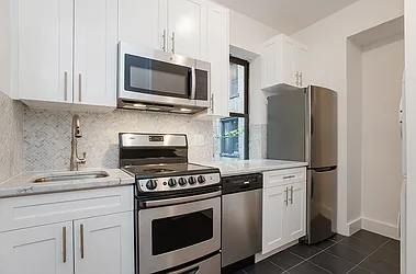 372 Saint John's Place, #12A