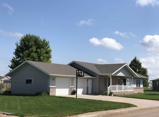 322 Holland St, Champion, NE 69033