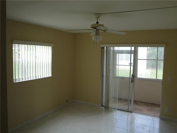 3rd image of 676 Brittany O #676