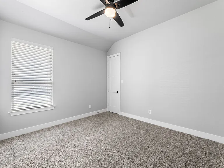 1533 Lynx Loop — Photo 8